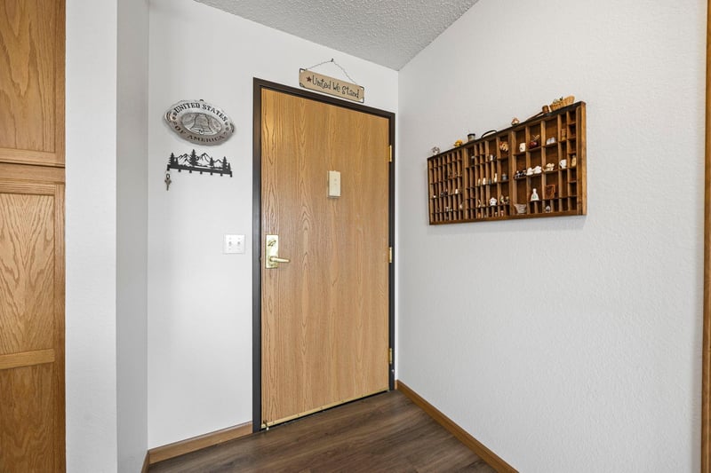 2155 6th Ln SE #202, Cambridge, MN 55008