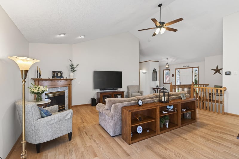 4290 Balsam Ln N, Plymouth, MN 55441