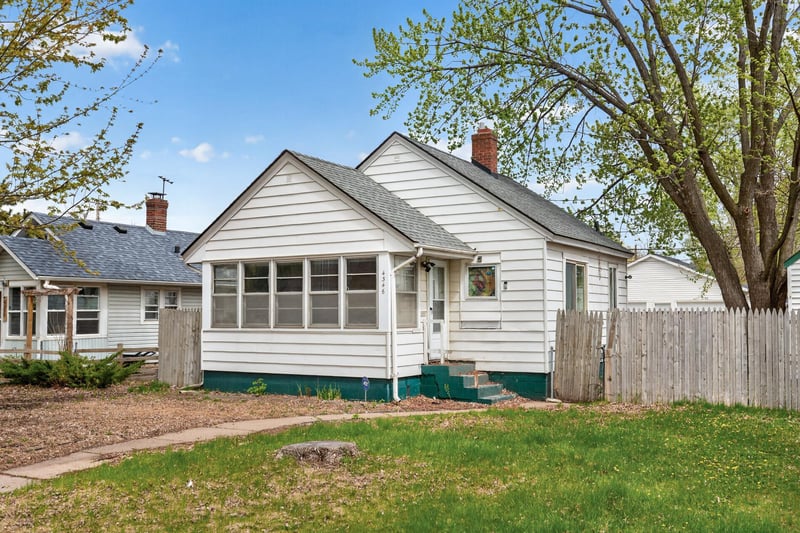 4346 Knox Ave N, Minneapolis, MN 55412