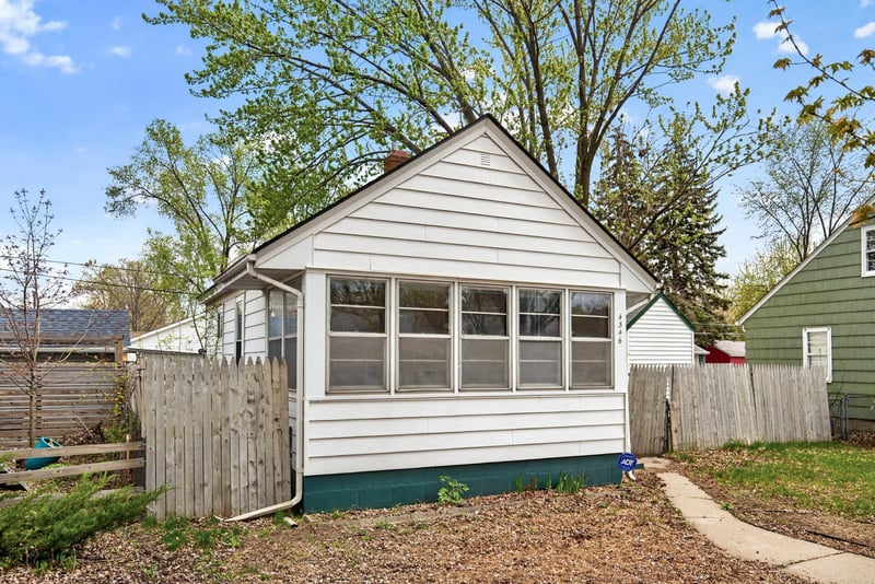 4346 Knox Ave N, Minneapolis, MN 55412