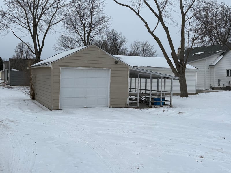 710 12th St N, Benson, MN 56215