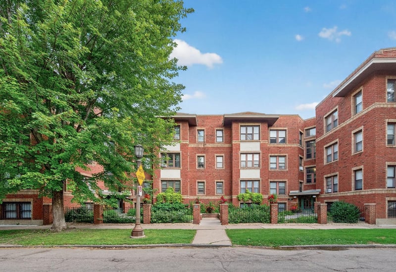 391 Laurel Ave #304, Saint Paul, MN 55102
