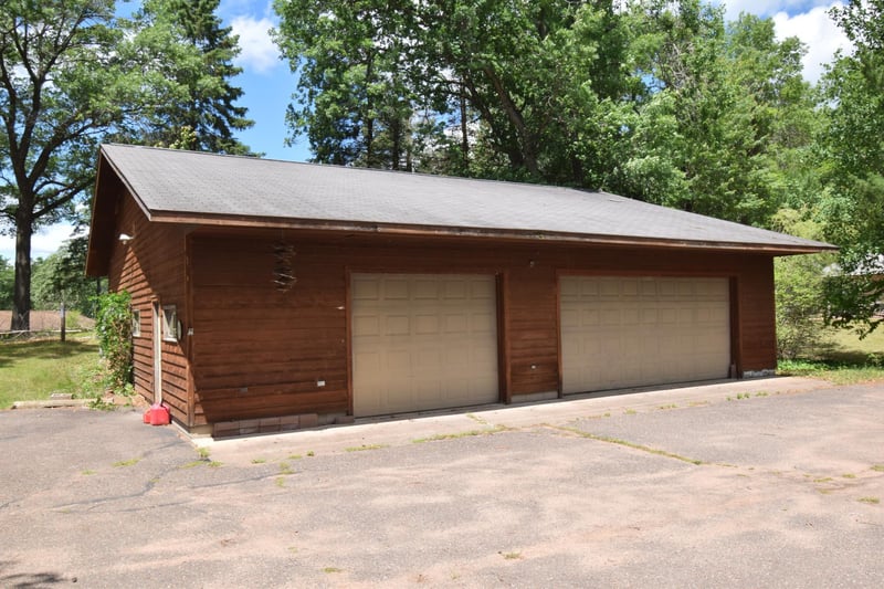 3434 Chenoweth Dr, Webster, WI 54893