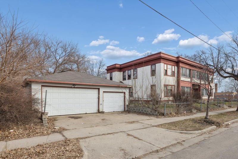 900 16th Ave N, Minneapolis, MN 55411