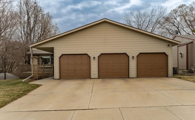3716 9th Ave SW, Rochester, MN 55902
