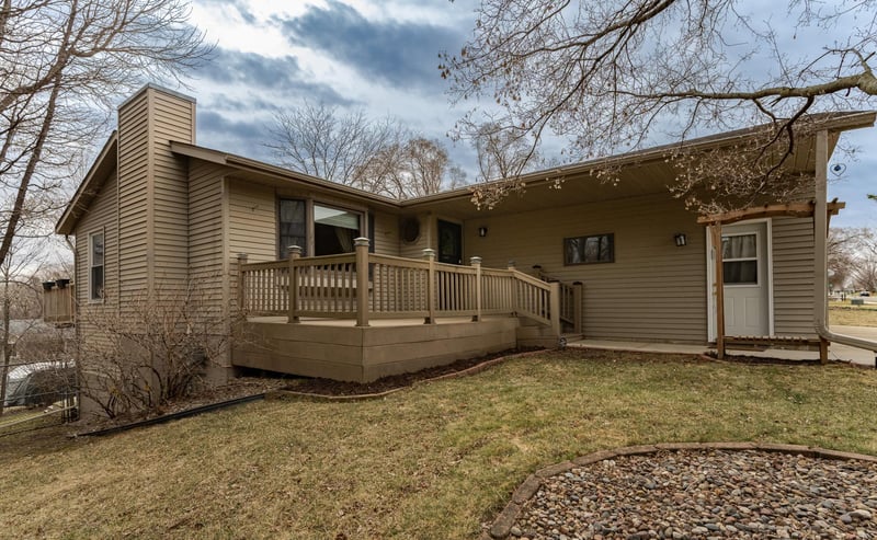 3716 9th Ave SW, Rochester, MN 55902