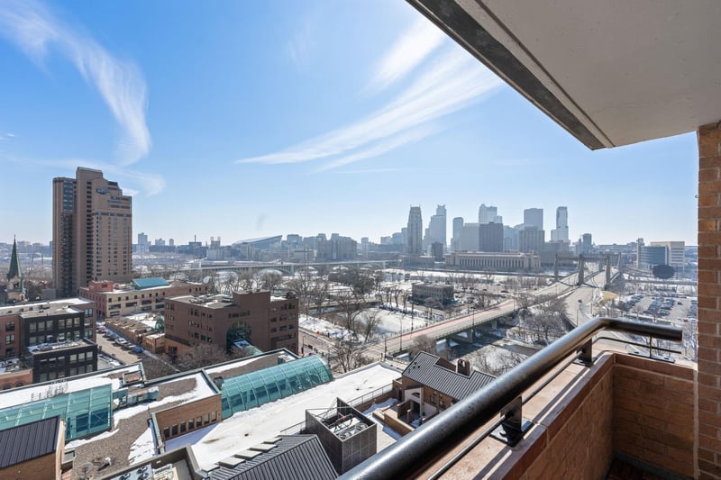 110 1st Ave NE #F1502, Minneapolis, MN 55413