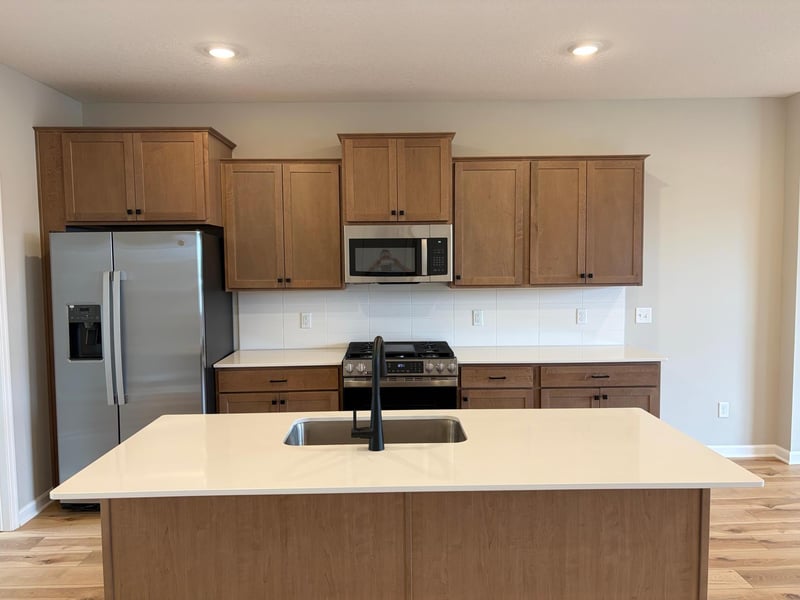 23164 Willow Dr, Rogers, MN 55374