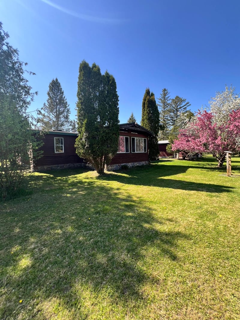 2700 Glenwood Dr, Grand Rapids, MN 55744