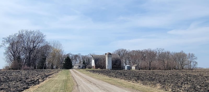 70651 460th St, Hector, MN 55342