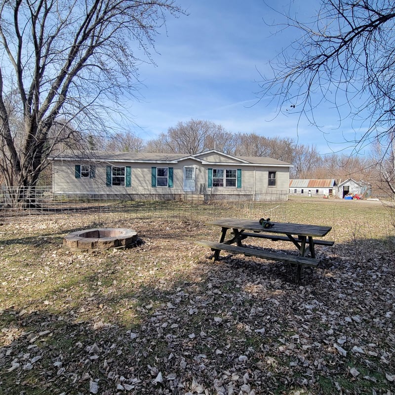 70651 460th St, Hector, MN 55342