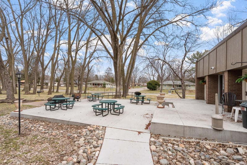 2800 Hamline Ave N #329, Roseville, MN 55113