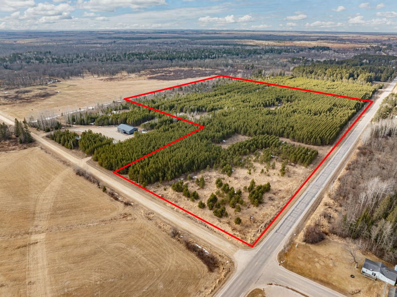 34882 Scenic Hw, Bovey, MN 55709