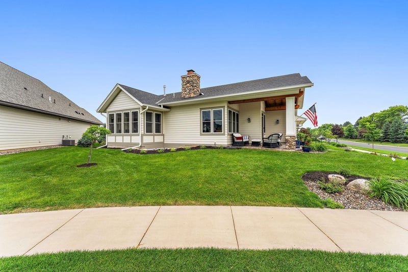 11314 Sunflower Ln N, Lake Elmo, MN 55042