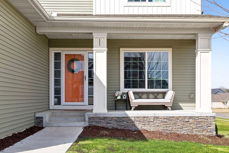 27614 Kaden St, Elko New Market, MN 55020