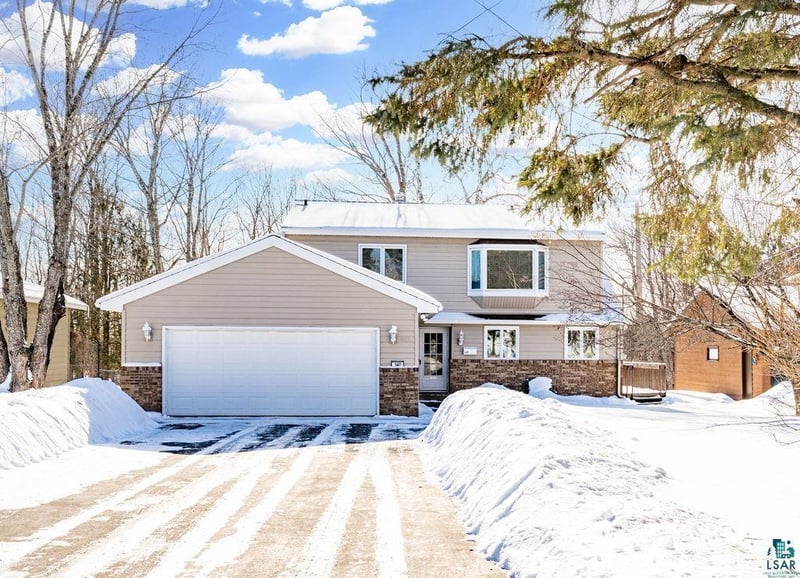 540 W Redwing St, Duluth, MN 55803