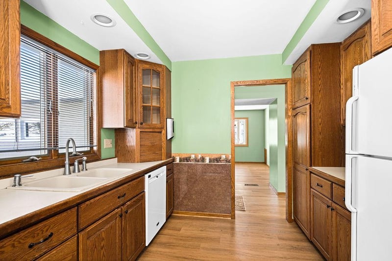 540 W Redwing St, Duluth, MN 55803