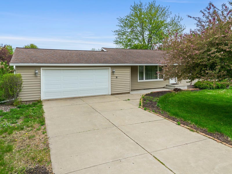 211 City View Dr, Barron, WI 54812