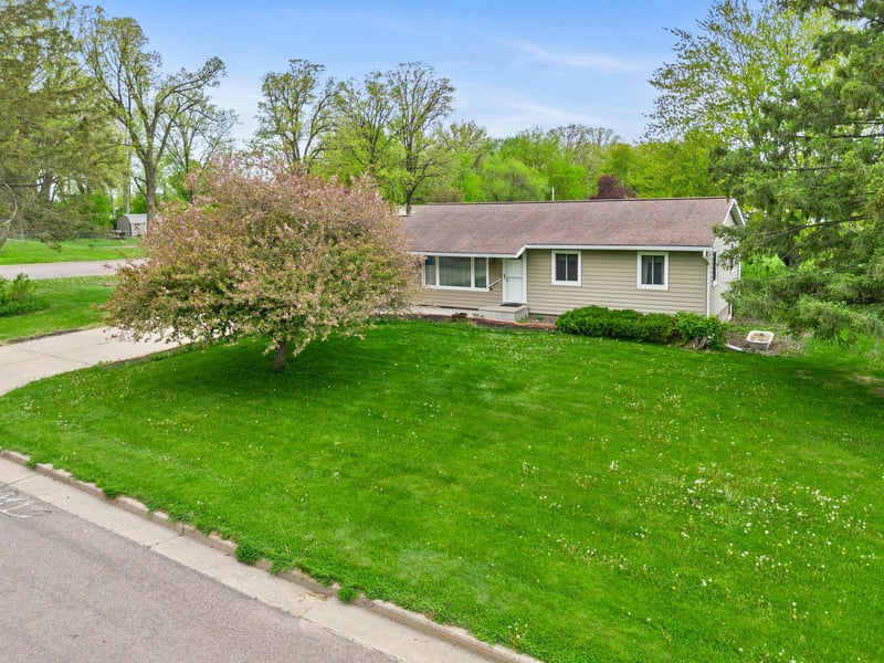 211 City View Dr, Barron, WI 54812