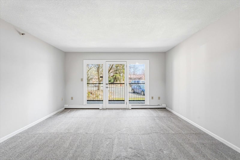 3150 Glen Oaks Ave #105A, White Bear Lake, MN 55110