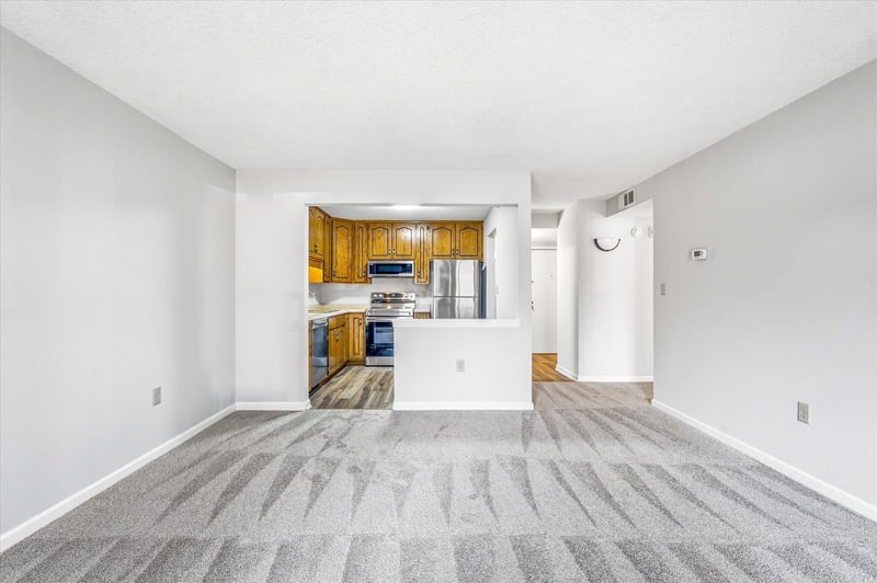 3150 Glen Oaks Ave #105A, White Bear Lake, MN 55110