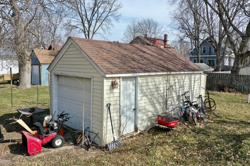 521 7th St SW, Willmar, MN 56201