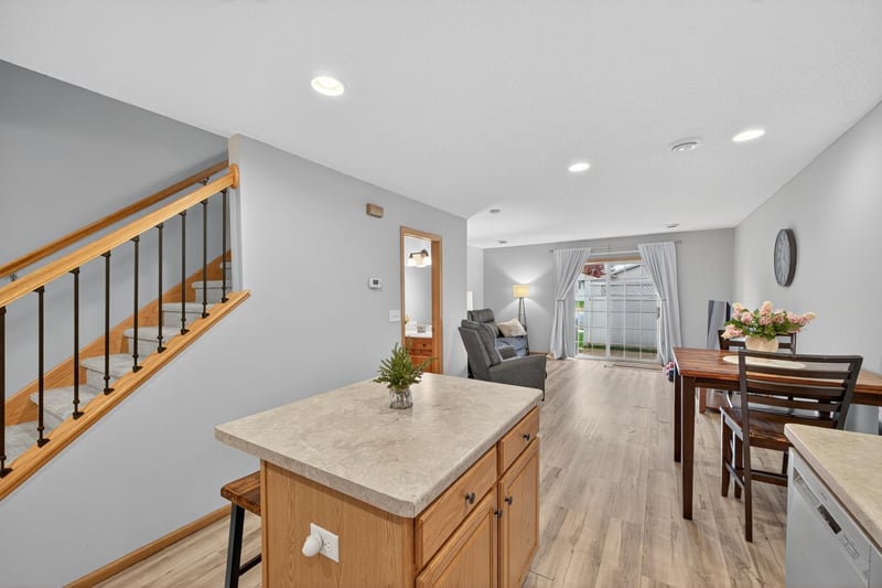3084 River Falls Ct NW, Rochester, MN 55901
