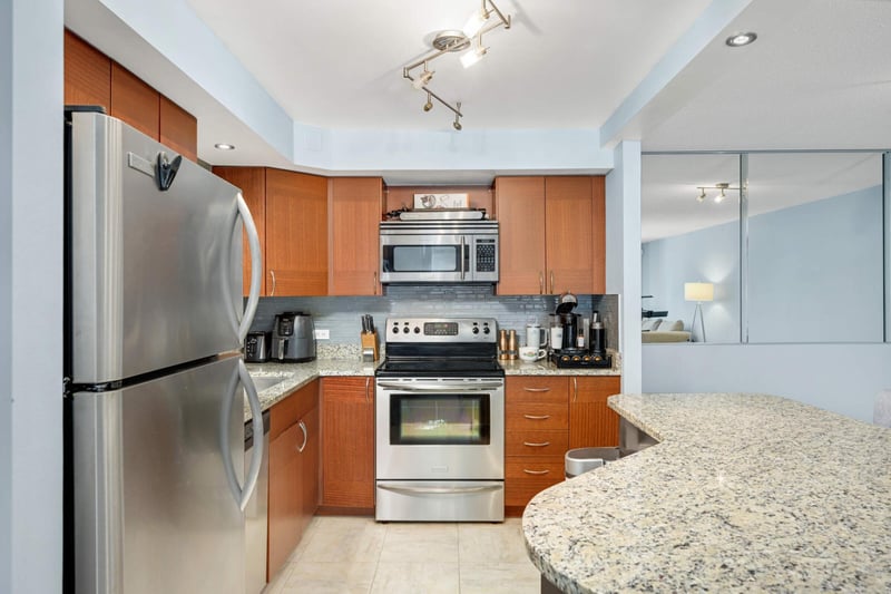 2885 Knox Ave S #203, Minneapolis, MN 55408
