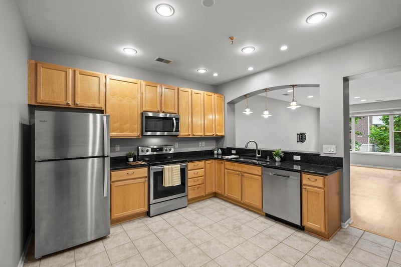 5970 W 16th St #711, Saint Louis Park, MN 55416