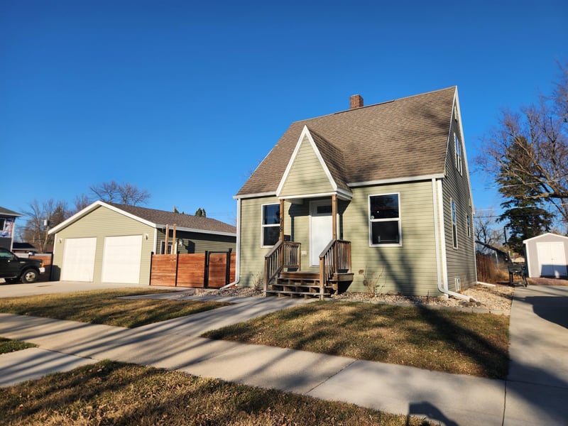 515 5th Ave SW, Pipestone, MN 56164