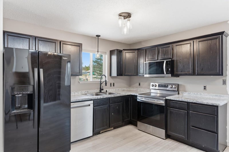 2822 Addison Ave, Brainerd, MN 56401