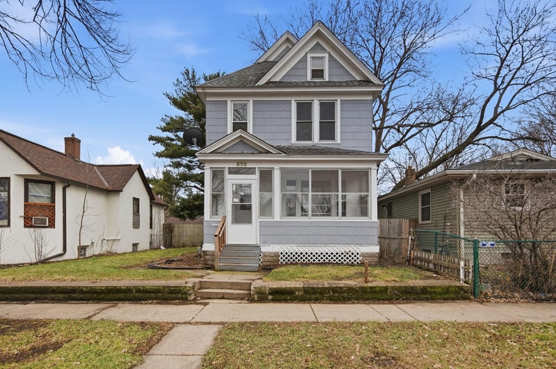 658 Edmund Ave, Saint Paul, MN 55104