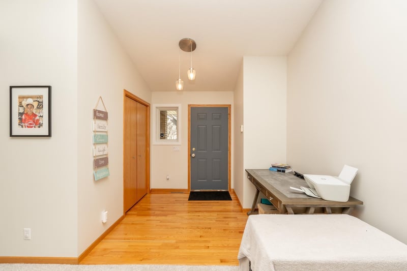 17200 Tungsten St NW, Anoka, MN 55303