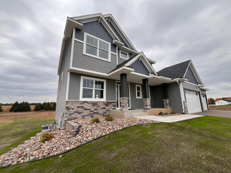 21057 Tippecanoe St NE, East Bethel, MN 55011