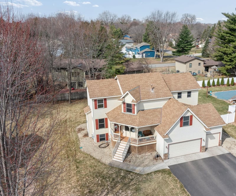 5335 Barry Ln, White Bear Lake, MN 55110