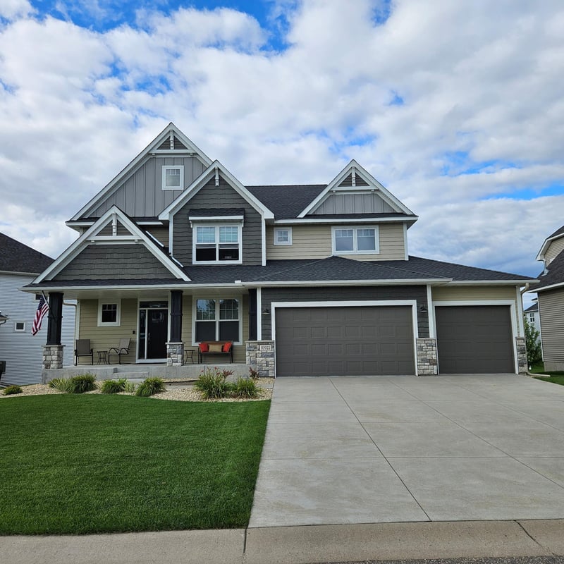 10922 Brookside Trl N, Champlin, MN 55316