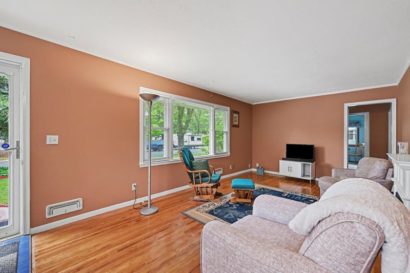 11221 Arrowhead St NW, Coon Rapids, MN 55433