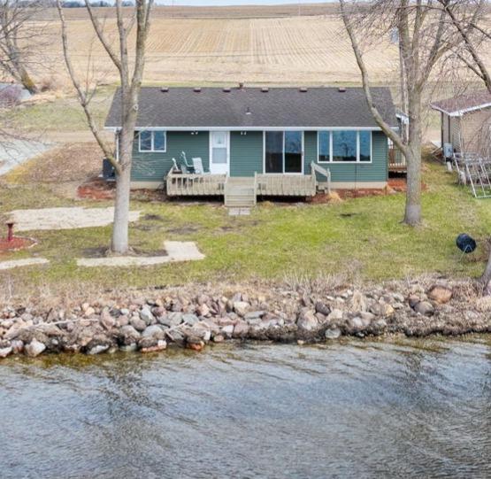 17009 Dickenson Ln, Waterville, MN 56096
