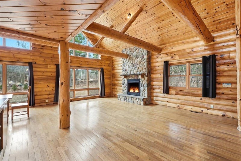 976 State Road 46, Amery, WI 54001