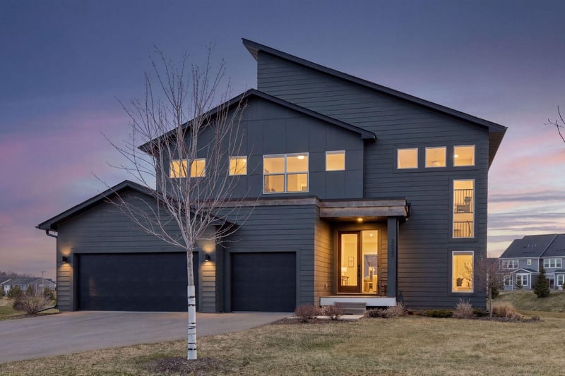 5028 Airlake Draw, Woodbury, MN 55129