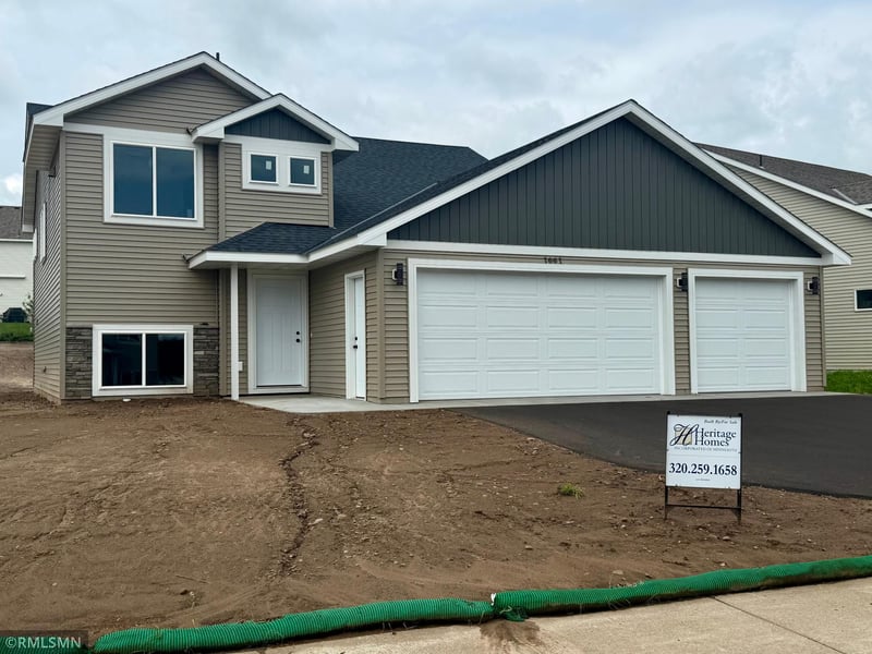 1661 Park View Ln NE, Sauk Rapids, MN 56379
