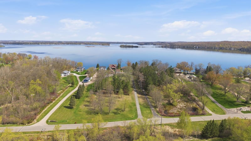 30602 440th St, Melrose, MN 56352