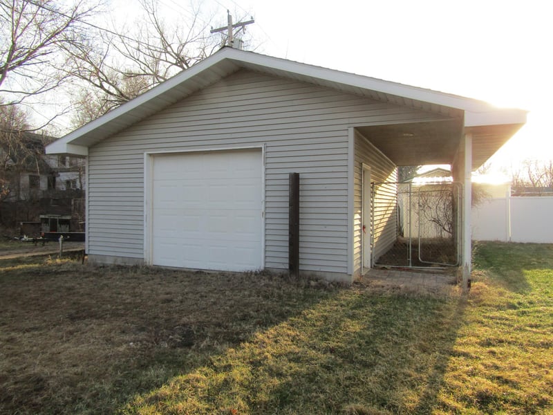 1560 9th Ave, Granite Falls, MN 56241