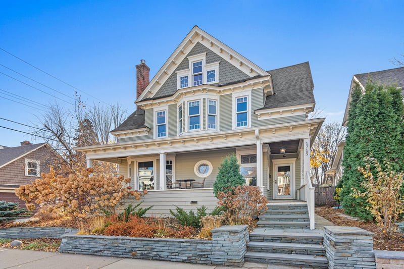 1715 W 31st St, Minneapolis, MN 55408