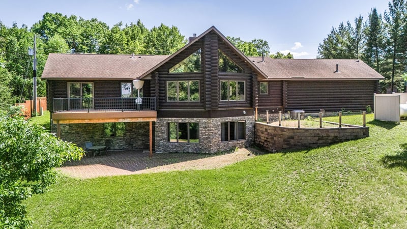 20368 Edgehill Cir, Richmond, MN 56368
