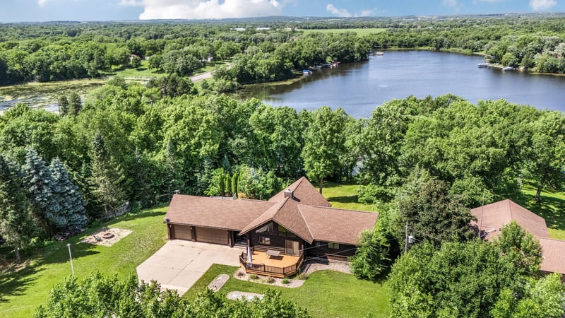 20368 Edgehill Cir, Richmond, MN 56368