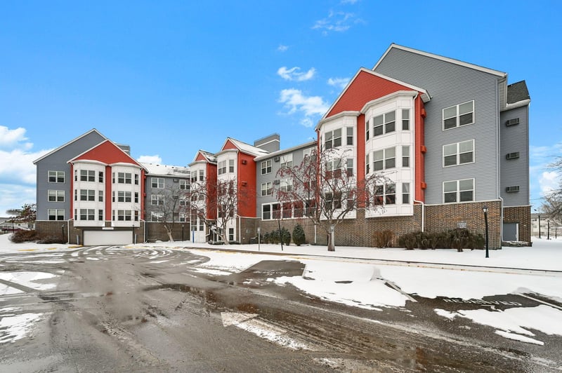 720 3rd Ave NE #319, Minneapolis, MN 55413