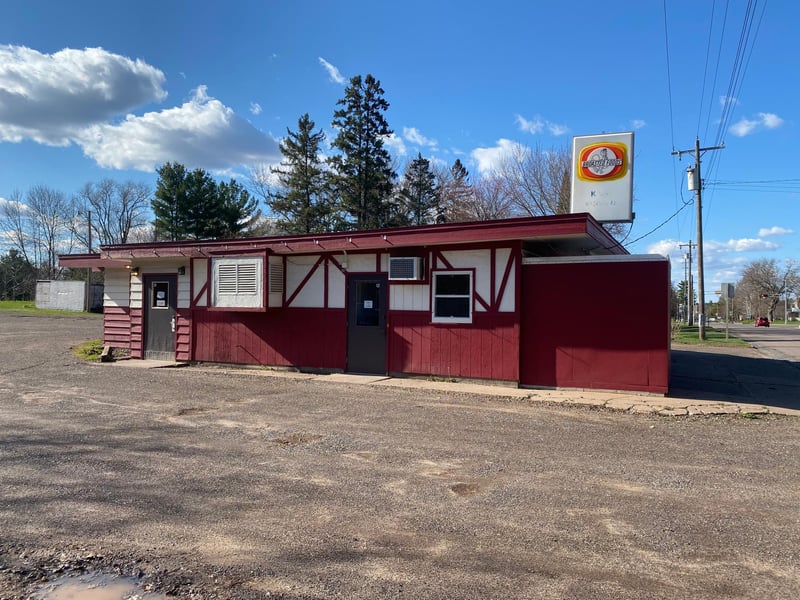 827 S Pine St, Grantsburg, WI 54840