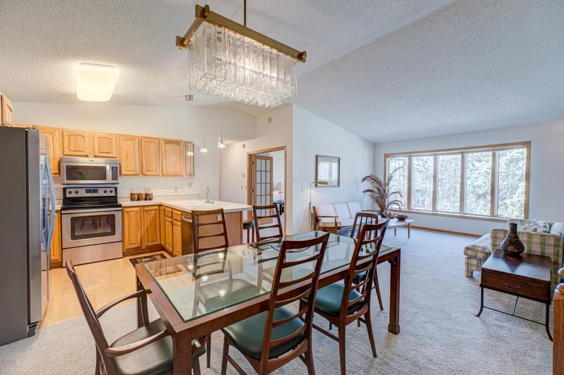 869 Autumn Way, Stillwater, MN 55082
