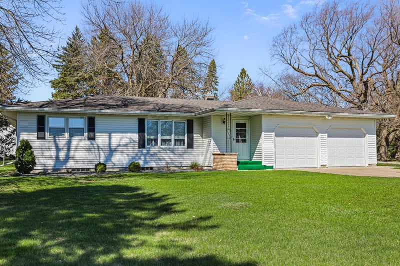 5578 S County Road 45, Owatonna, MN 55060